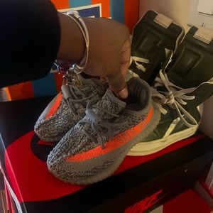 Kids Yeezy Size 8